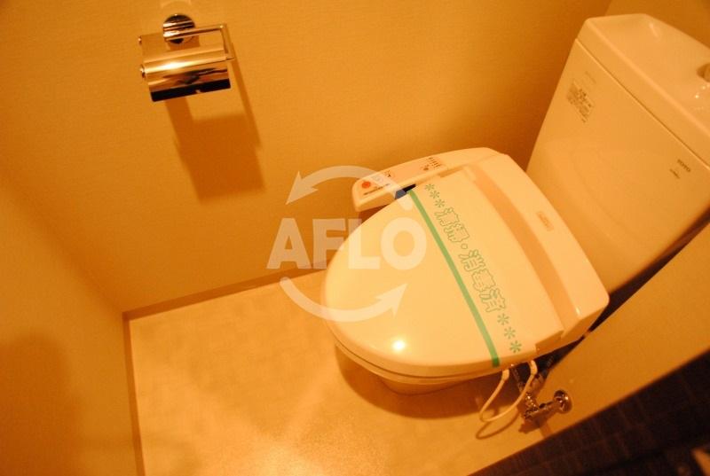 トイレ　アドバンス心斎橋グランガーデン　トイレ