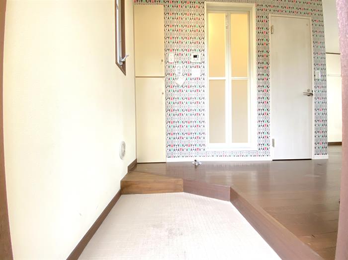 玄関　玄関部分です