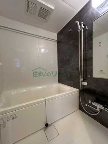 バス・シャワールーム　別部屋の参考写真です。