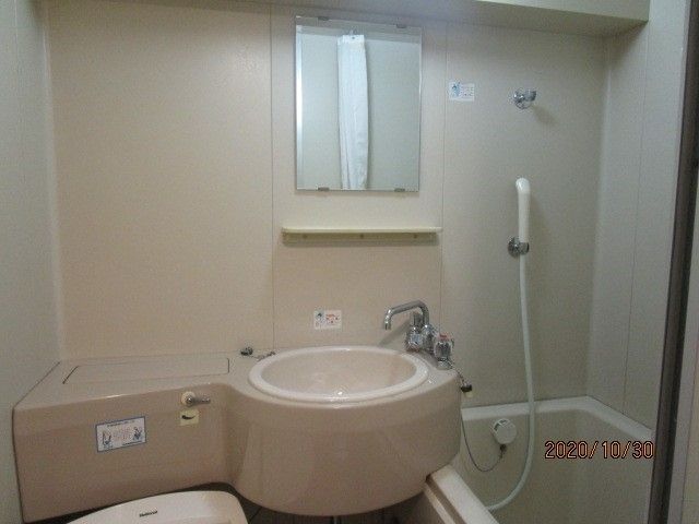 バス・シャワールーム　洗面