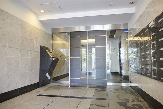 エントランス　防犯面もばっちりです！