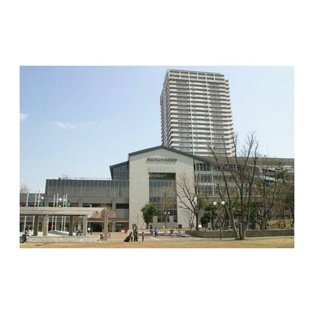 図書館　草加市立中央図書館（図書館）まで1646m