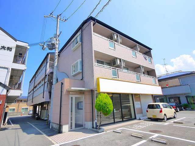 建物外観　外観は落ち着いています