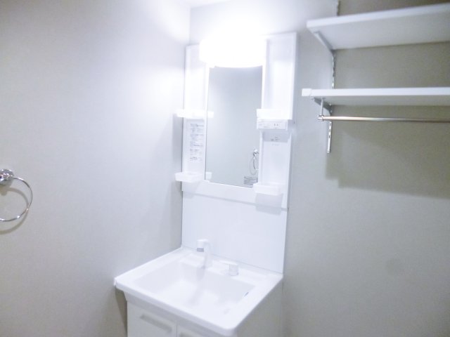 洗面設備　※このお写真は同物件の別のお部屋のお写真です。現状優先