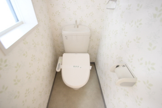 トイレ　※別部屋の写真です