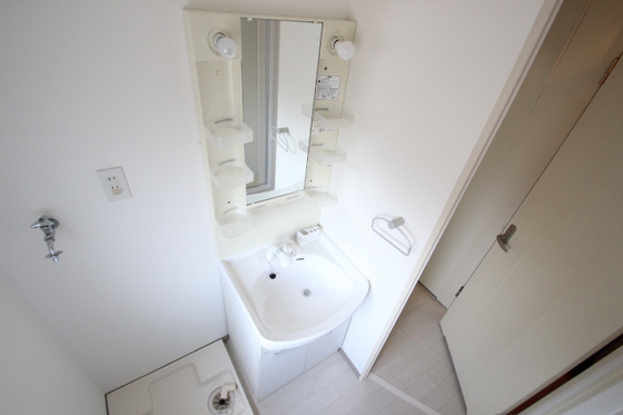 洗面設備　※別部屋の写真です