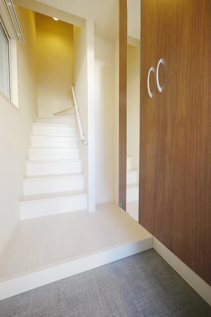 玄関　※イメージ画像です