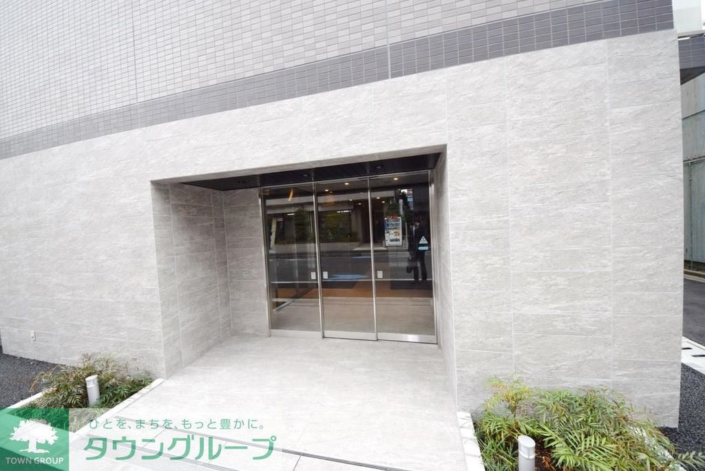 エントランス　エントランス