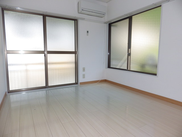 居室・リビング　別号室