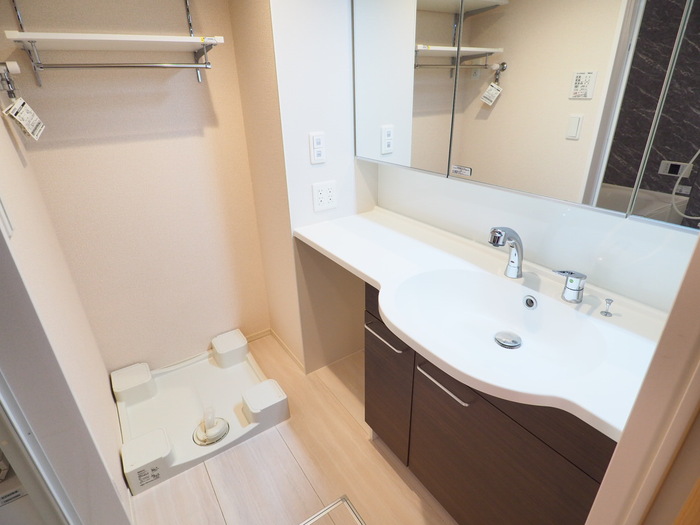 洗面設備　洗髪洗面化粧台