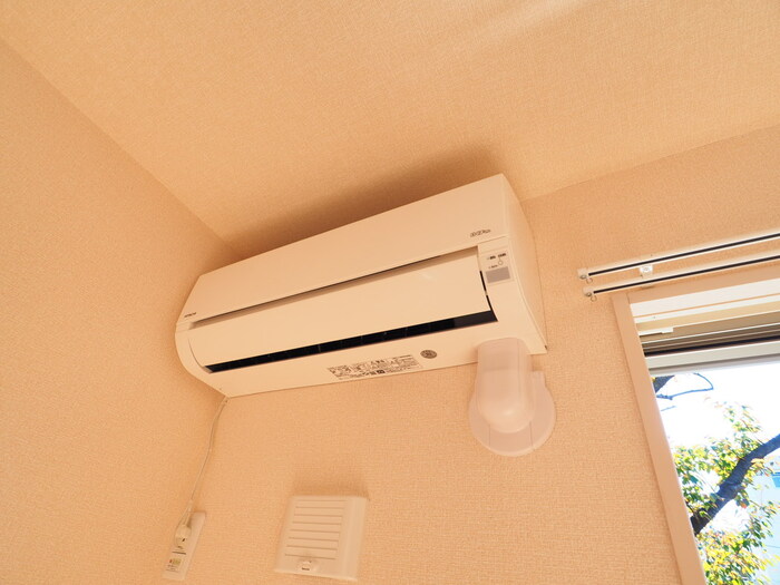 その他設備　エアコン（１台）