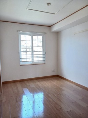 その他部屋・スペース　明るい色調の室内です