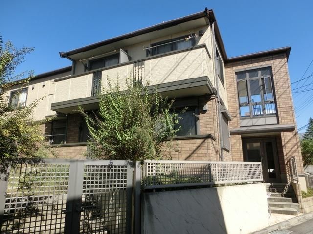 建物外観　大和ハウス施工・閑静な住宅街