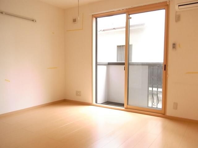 居室・リビング　広めの居室でゆとりの生活