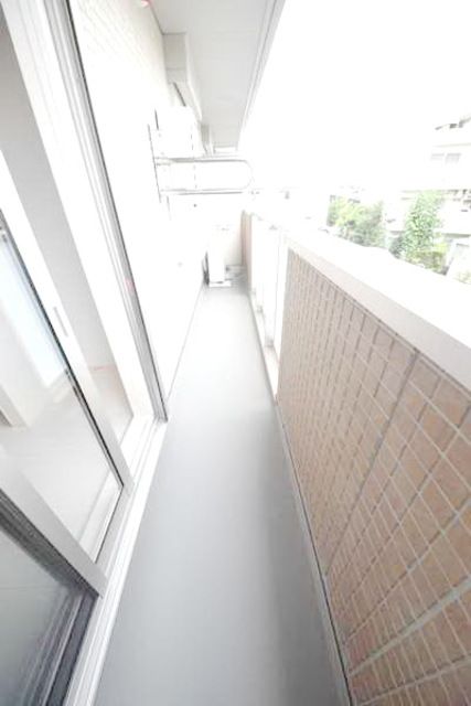 バルコニー　室内・室内設備