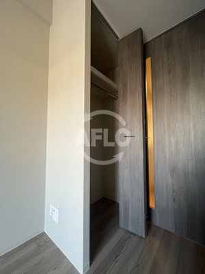 収納　リヴェント難波ウエスト　クローゼット