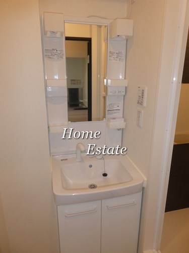 洗面設備　同仕様