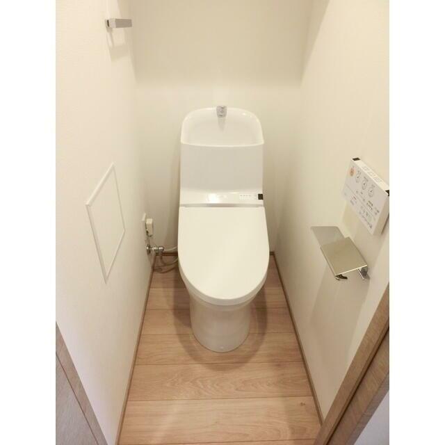 トイレ　※同タイプ写真転用