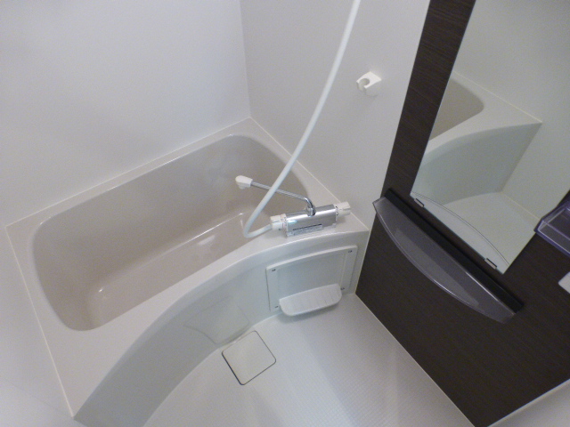 バス・シャワールーム　浴室乾燥付バスルーム