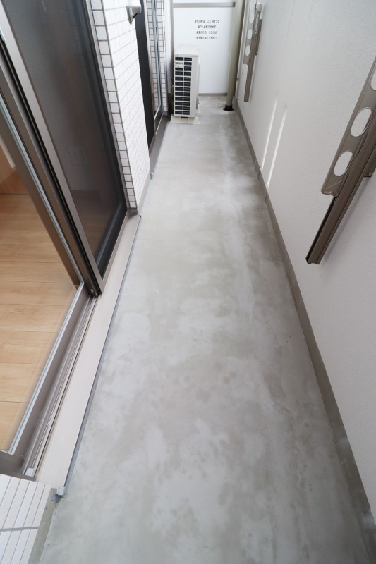 バルコニー　図面と現状に相違がある場合には現状を優先