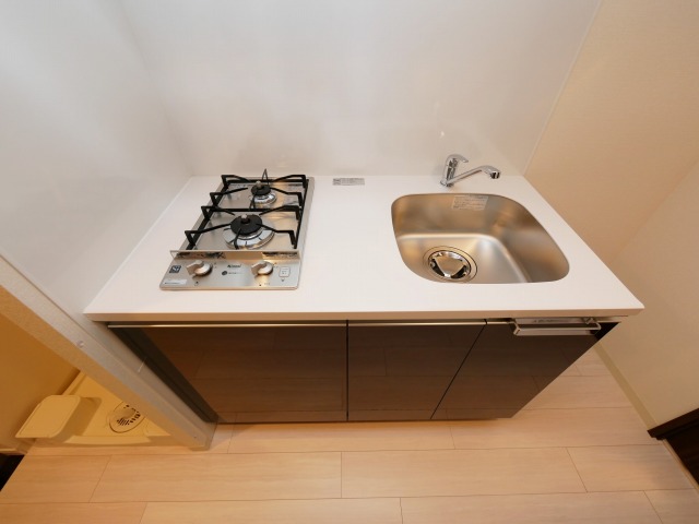 キッチン　コンパクトなキッチンで掃除もラクラク