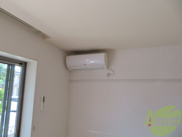 その他設備　ちゃんとエアコンもついているので、安心してくださいね。
