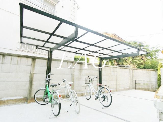 その他共有部分　駐輪場になります。