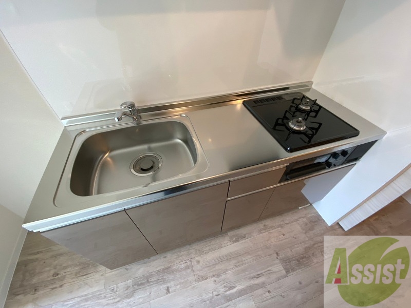 キッチン　２口システムキッチンですのですぐにお料理に使えます！