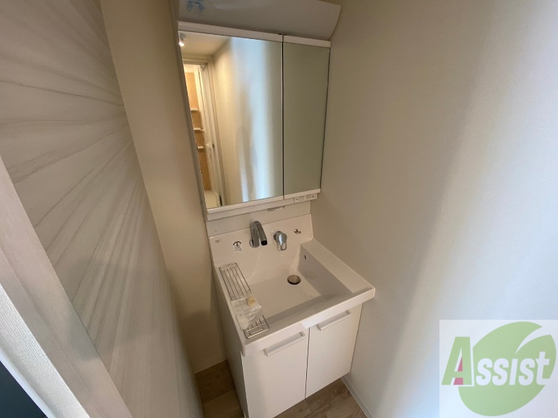 洗面設備　シャンプードレッサーで身支度もラクラクです！