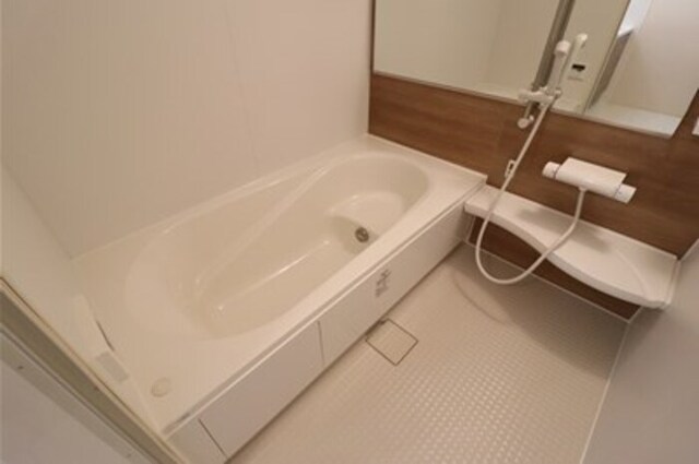バス・シャワールーム　浴室