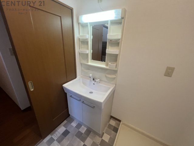 洗面設備　洗髪洗面化粧台付き♪