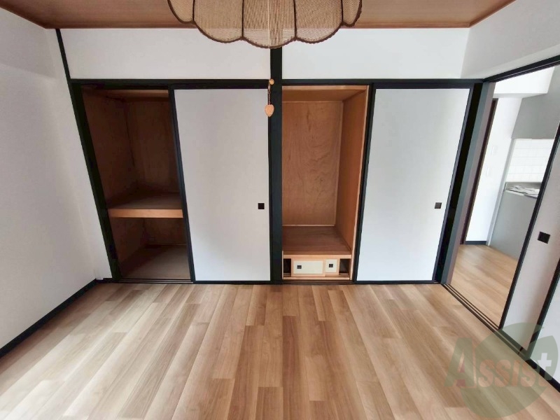 収納　クローゼットがありました。お洋服や荷物はここへ