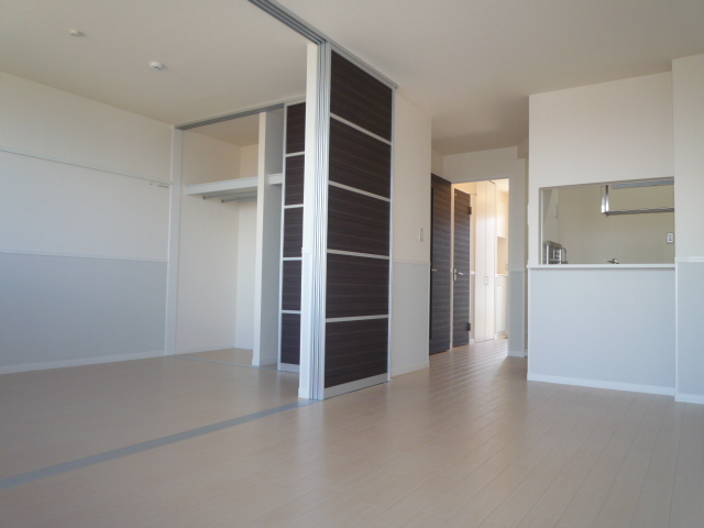 居室・リビング　以下　別タイプ参考写真