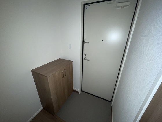 玄関　別部屋の写真です