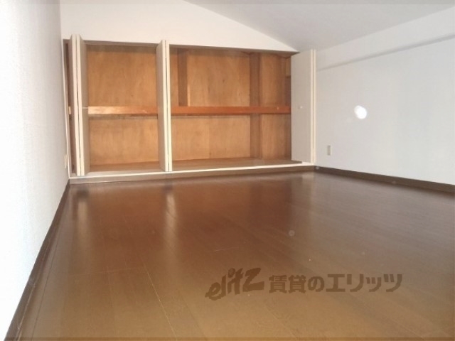収納　メゾネット部分