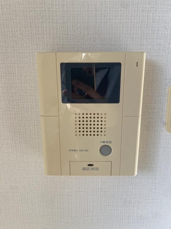 セキュリティ　TVモニター付きインターホン