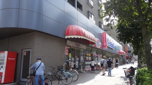 スーパー　スーパーマーケットヤマザキ東久留米西口店（スーパー）まで166m