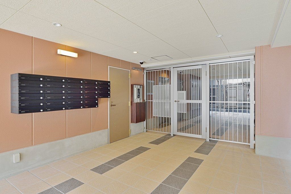 エントランス　エントランスホール