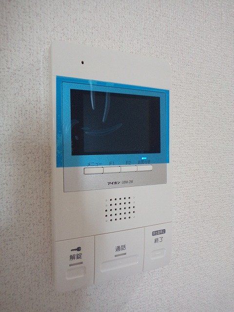 セキュリティ　TVモニター付きインターホン