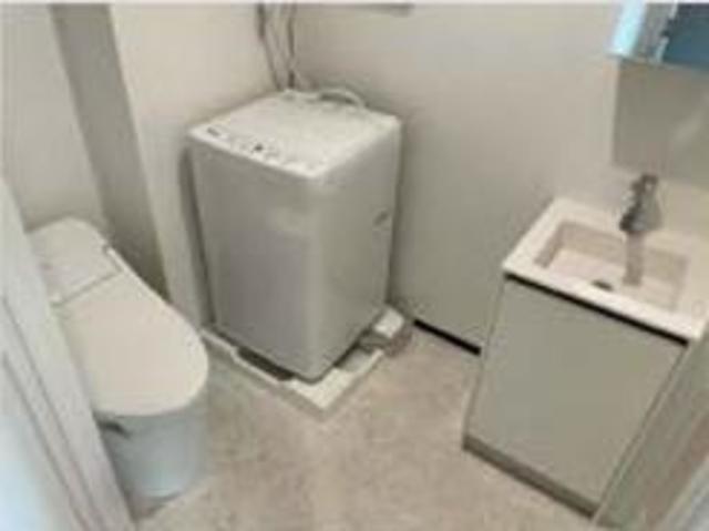 洗面設備　同仕様参考写真