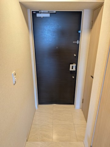 玄関　スッキリまとまった玄関です