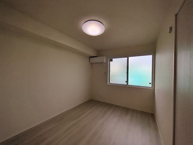 プレジールの内装写真