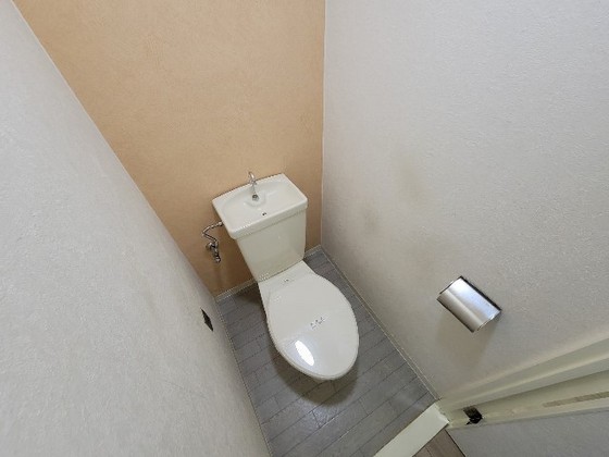 トイレ　※別部屋の写真です