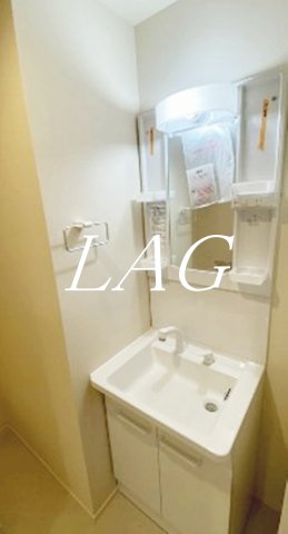 洗面設備　独立洗面台です。