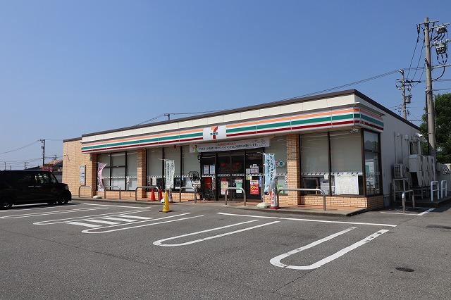 コンビニ　セブンイレブン（コンビニ）まで1655m