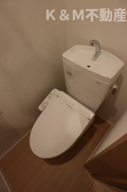トイレ　コンパクトで使いやすいトイレです