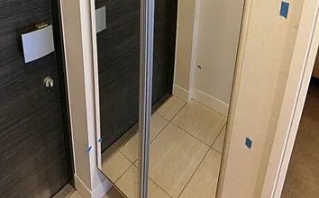 玄関　※別部屋の参考写真です。