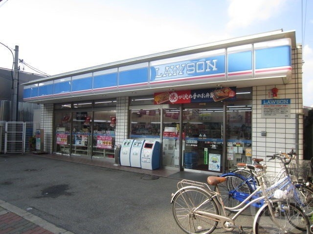 コンビニ　ローソン東淡路五丁目店（コンビニ）まで162m