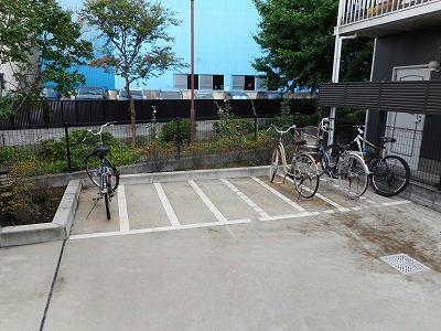 その他共有部分　駐輪場　原付＆自転車のみ駐輪可能