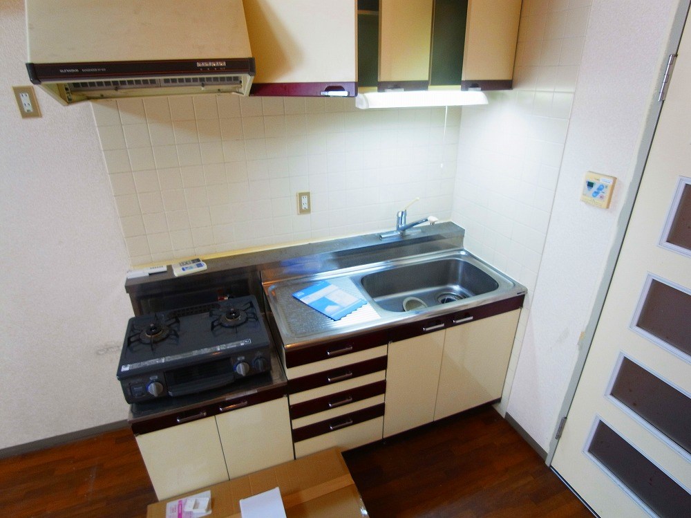 キッチン　同一物件別部屋写真